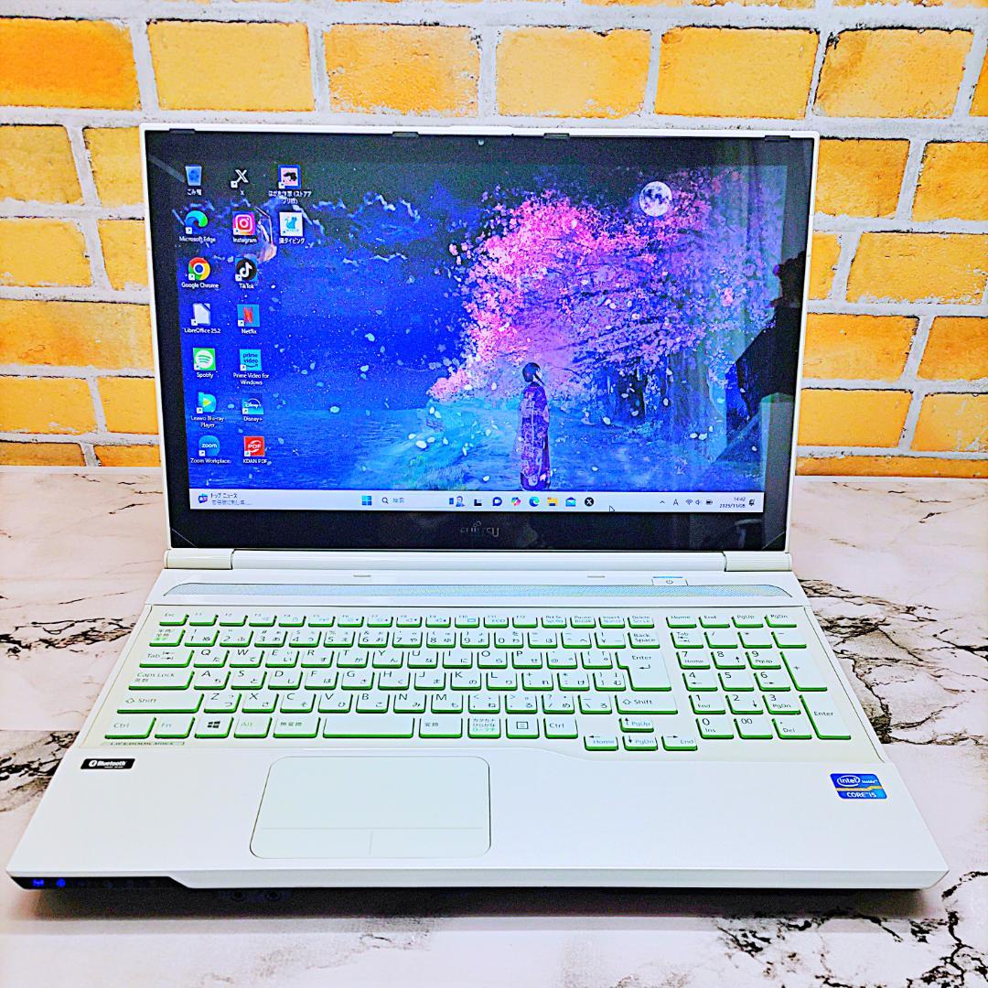 美品✨タッチパネルノートパソコン❤️爆速SSD❤️メモリ8G✨ハイスぺPC