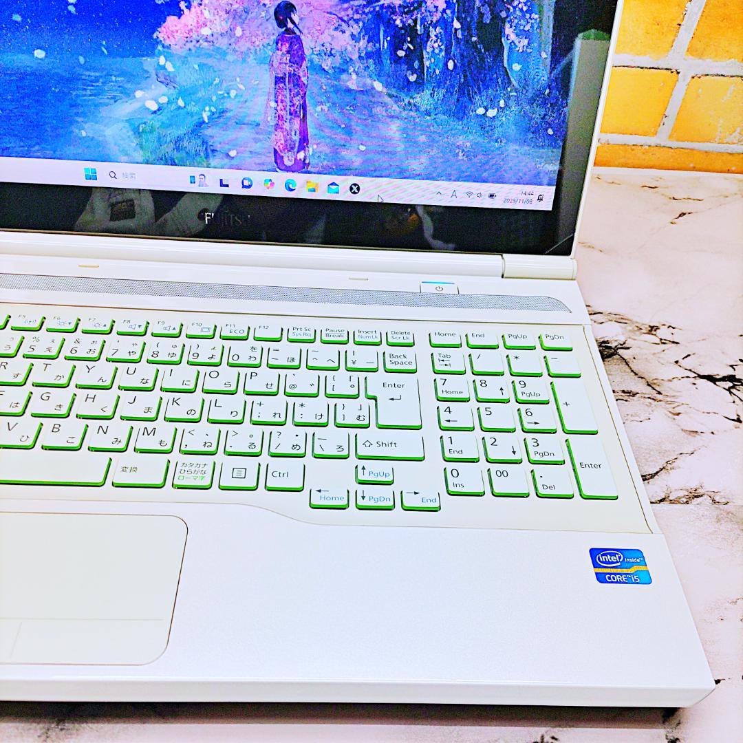 美品✨タッチパネルノートパソコン❤️爆速SSD❤️メモリ8G✨ハイスぺPC