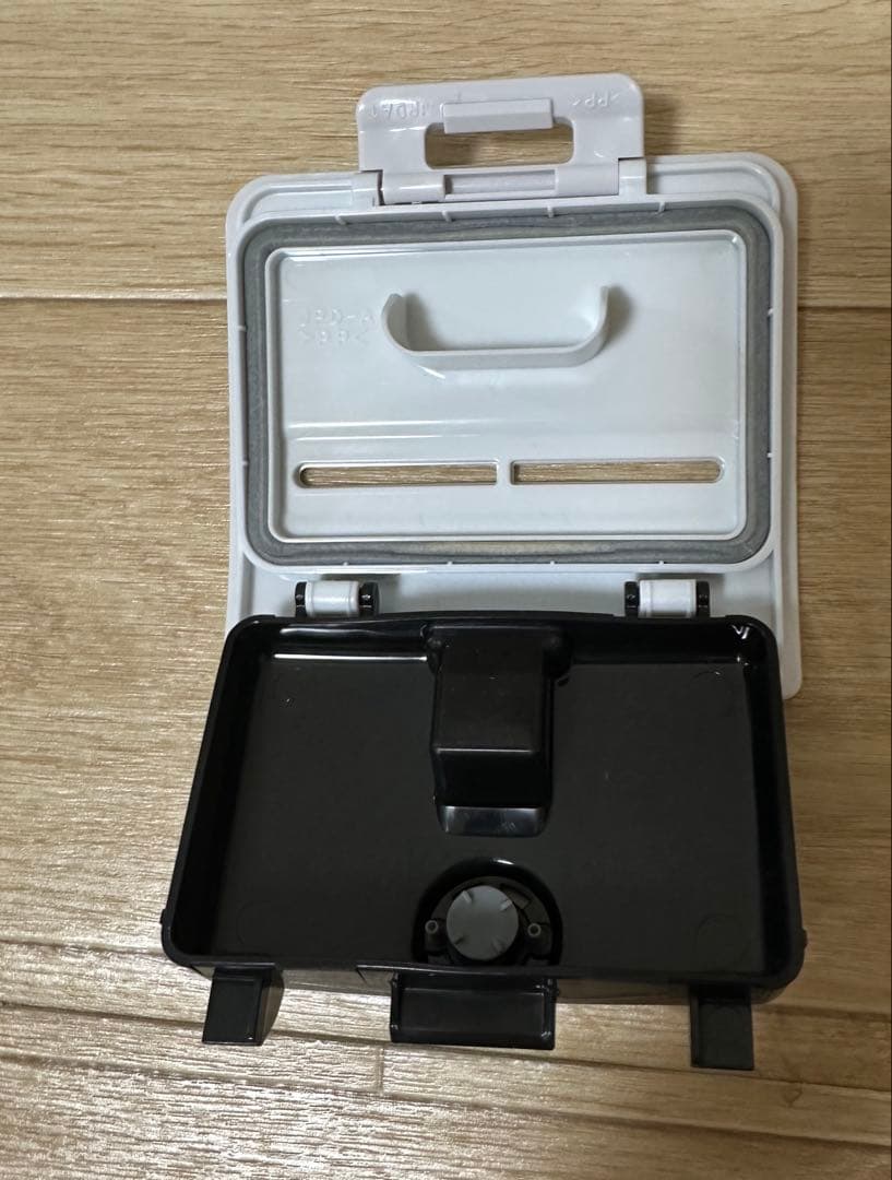 TIGER デジタル炊飯器 JPD-G060 。2024年 。容量0,5L