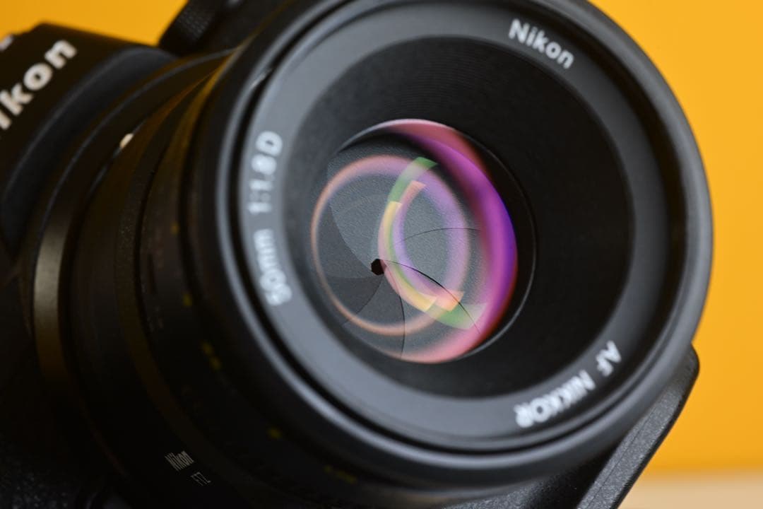 Nikon AF NIKKOR 50mm f/1.8D 単焦点レンズ