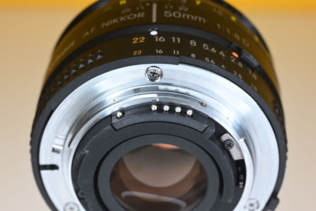 Nikon AF NIKKOR 50mm f/1.8D 単焦点レンズ