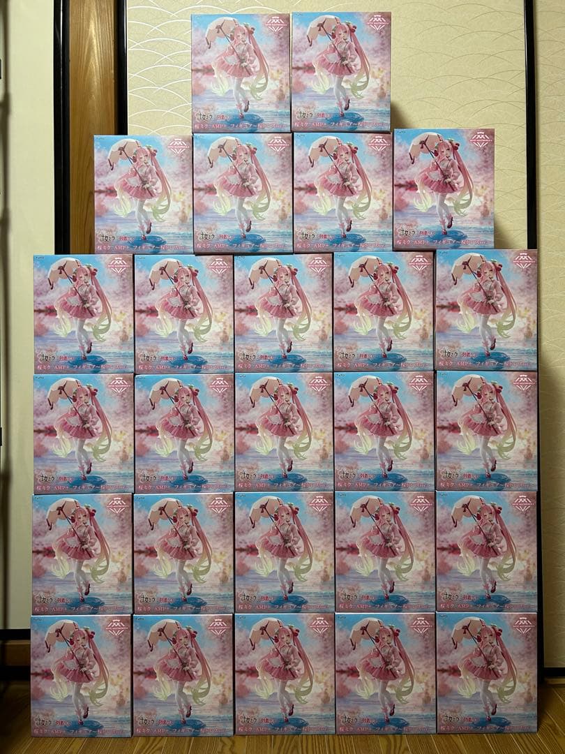 最新プライズフィギュア　まとめ売り　桜ミク AMP＋ フィギュア 　27点セット