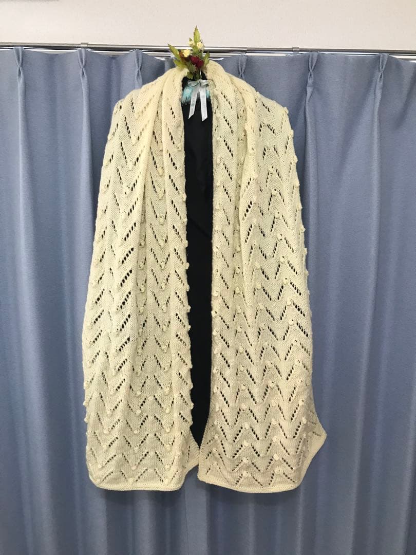 クリーム色 メリノウール　レース編み ロングストール　ハンドメイド