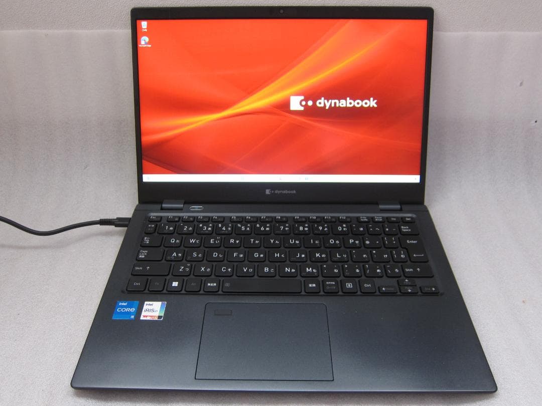 ダイナブック11世代Core i5-1135g7/SSD256/13.3フルHD
