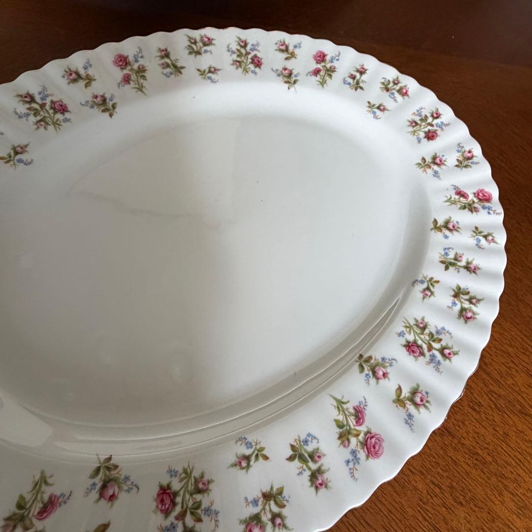 【英国ビンテージ】ロイヤルアルバート★ウインサム★パーティプレート　2枚