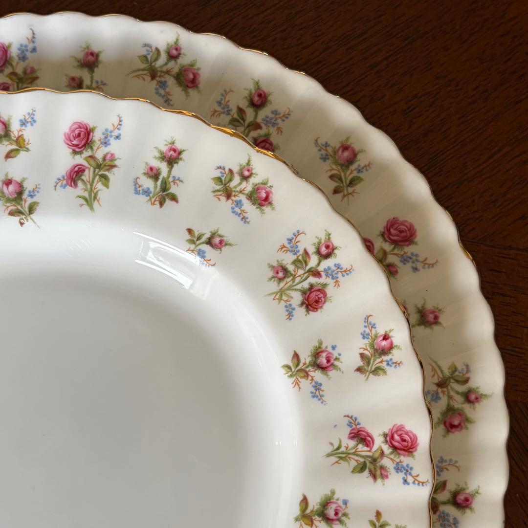 【英国ビンテージ】ロイヤルアルバート★ウインサム★パーティプレート　2枚