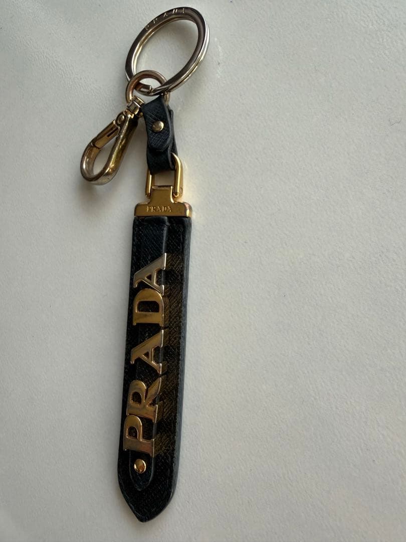 PRADAキーリング ユニセックス 小物 SAFFIANO レザー