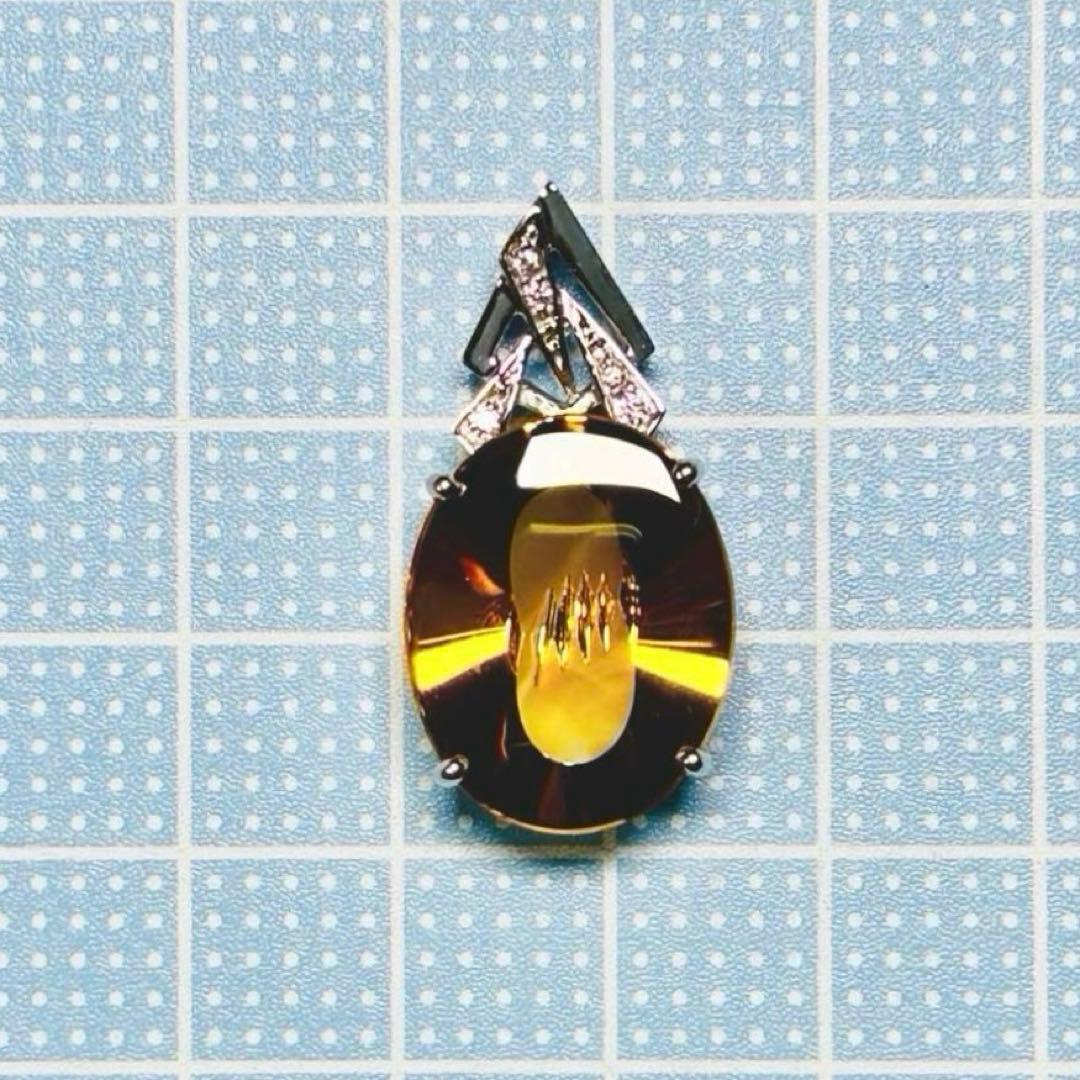 K18WG ムーンシュタイナーカット 大きな シトリン 10.77トップ ダイヤ