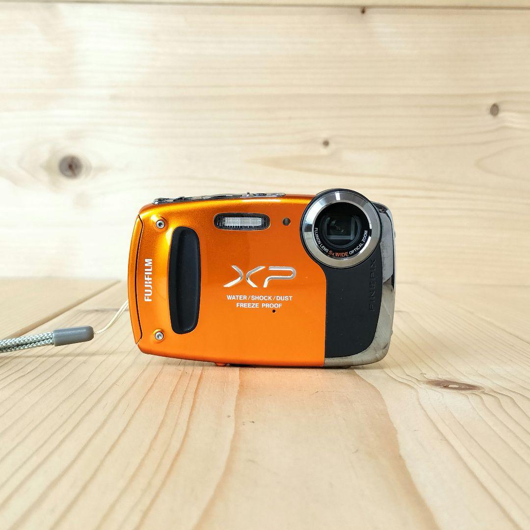 ★動作OK、充電器付き★FUJIFILM フジフィルム FINEPIX XP50