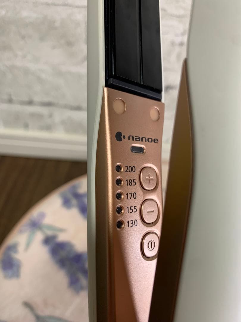 【美品】Panasonic ナノケアストレートヘアアイロンEH-HS0E