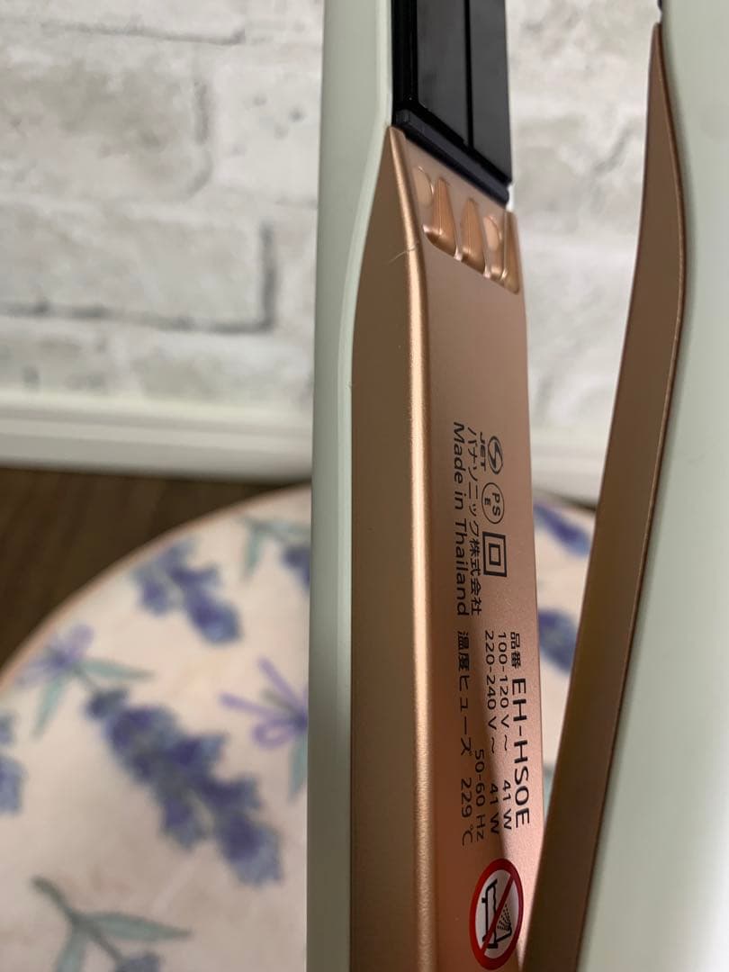 【美品】Panasonic ナノケアストレートヘアアイロンEH-HS0E