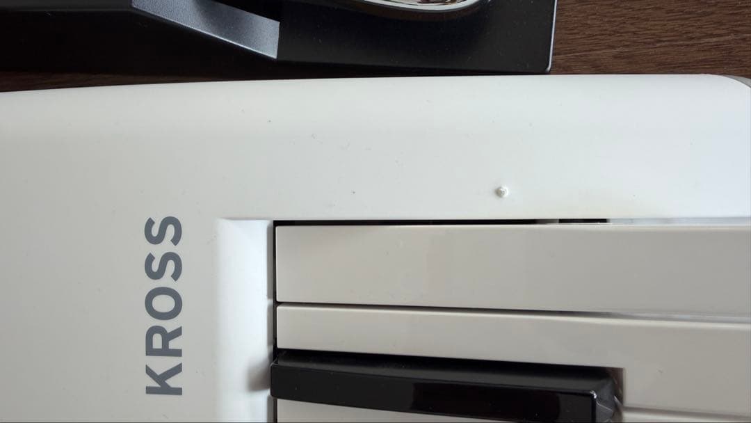 【KORG】KROSS2−61 シンセサイザー ホワイト【限定音源・ペダル付】