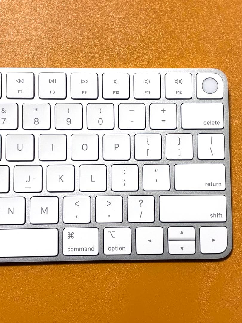 【極美品】Apple Magic Keyboard with Touch ID