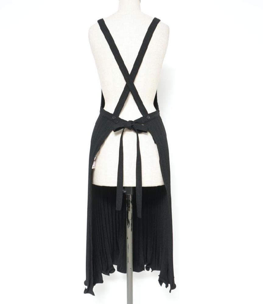 JUNKO SHIMADA　ジュンコシマダ　黒エプロン　ブラック Vネック