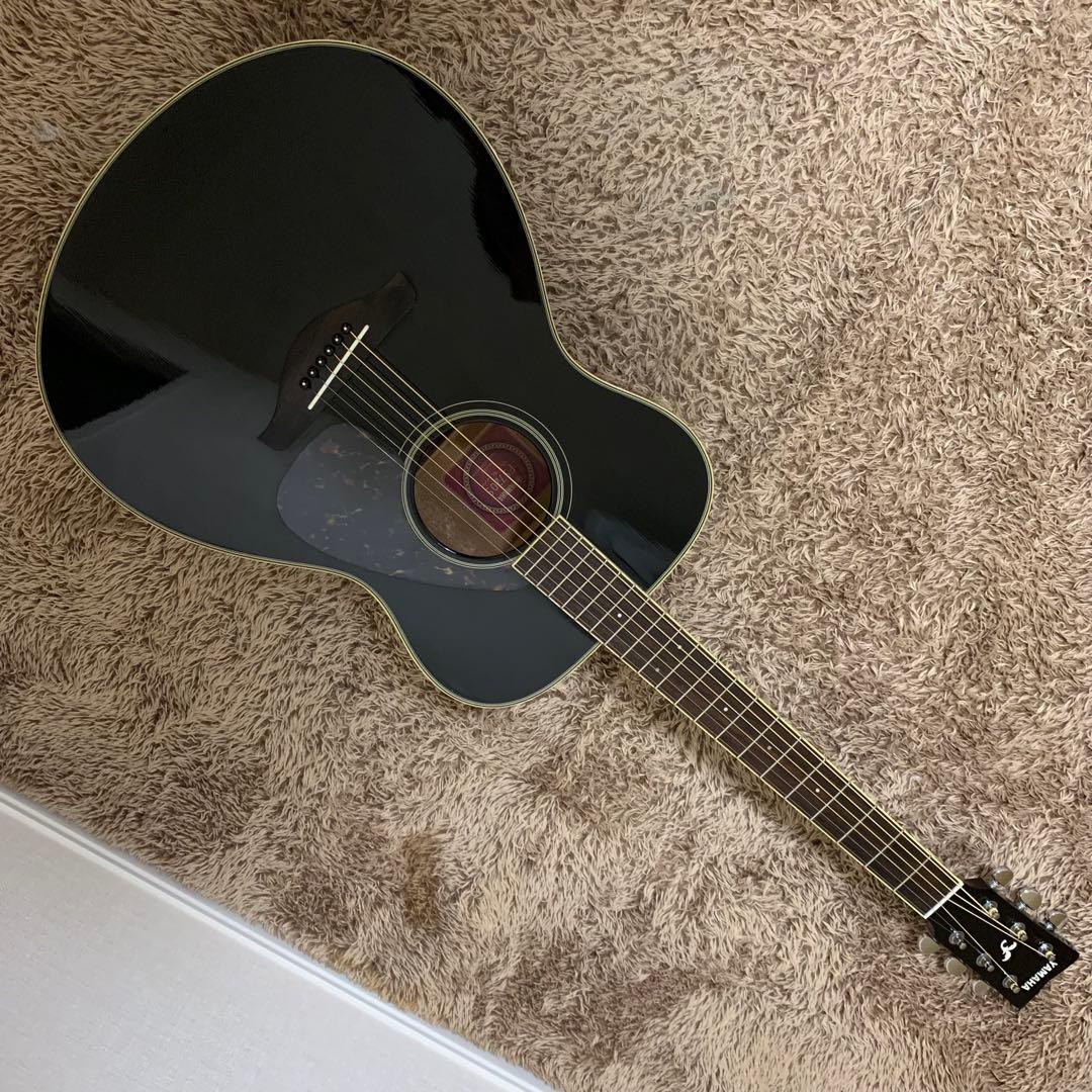 【極美品】ヤマハFS720 調整済新品弦アコースティックギター