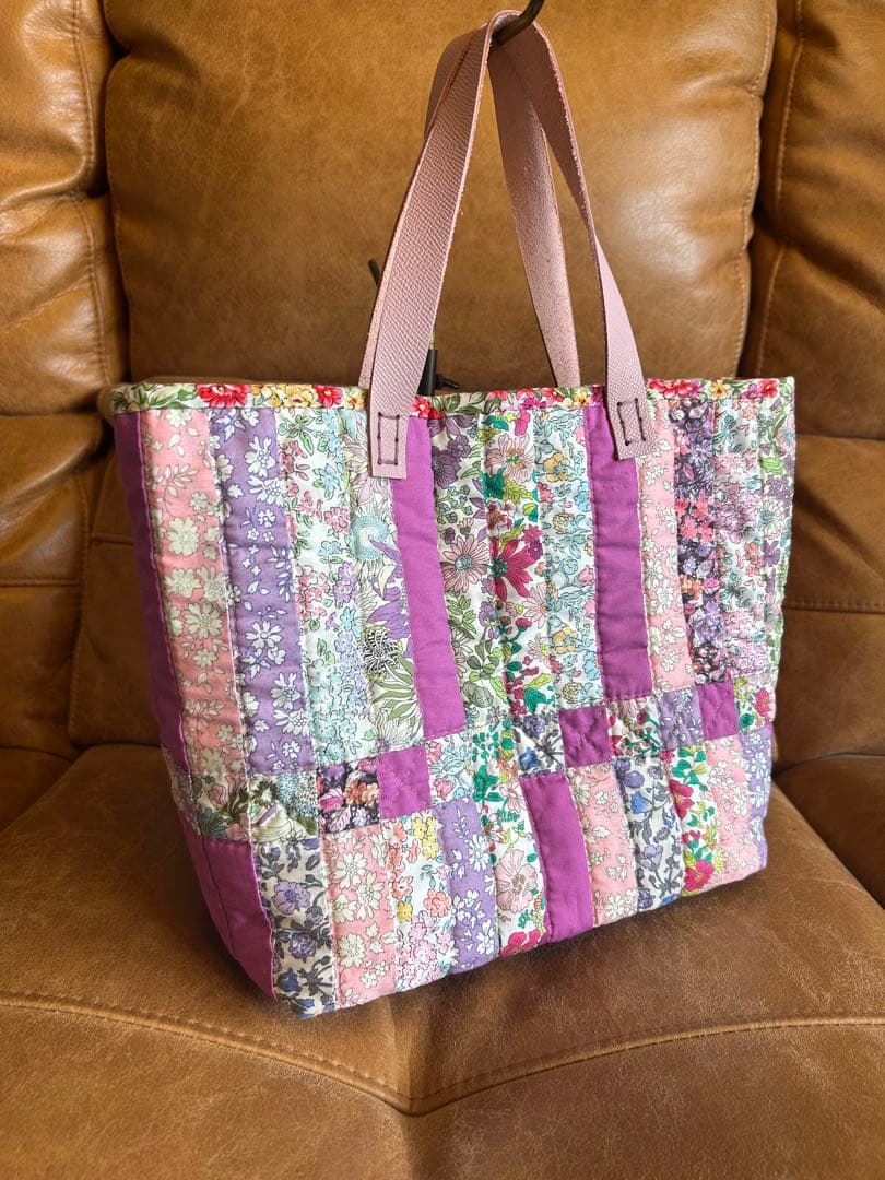 ハンドメイド　パッチワーク　キルト　バック　リバティ