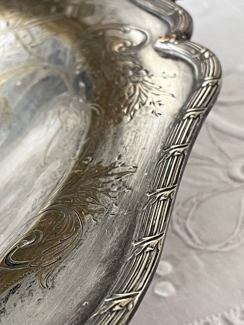 【美品】フランスアンティーク リボンモチーフ シルバー 大きなトレー[3675]