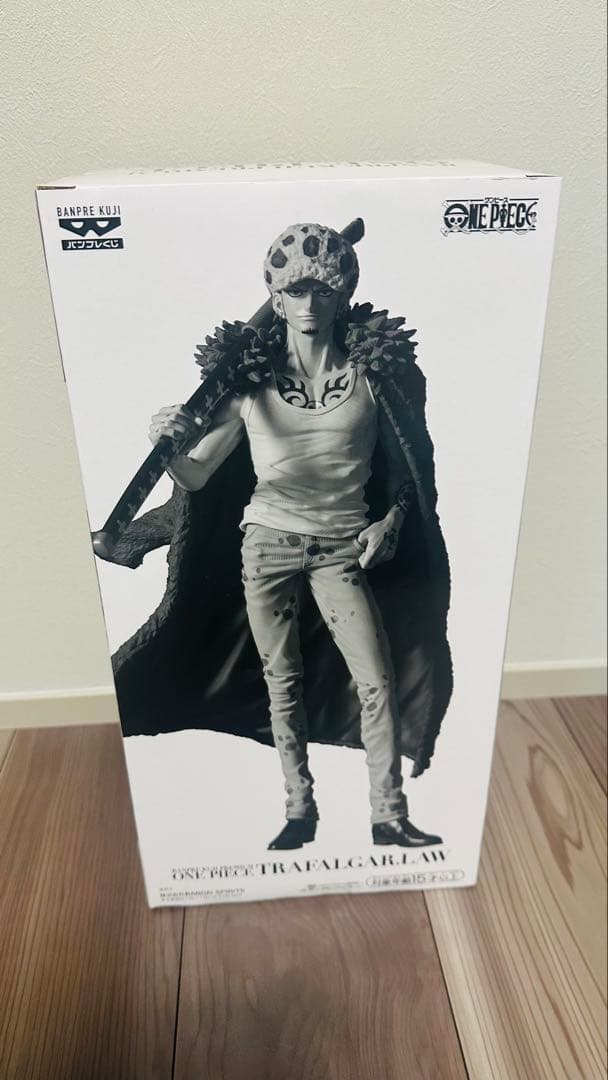 パンプレくじ B賞 ONE PIECE TRAFALGAR.LAW フィギュア