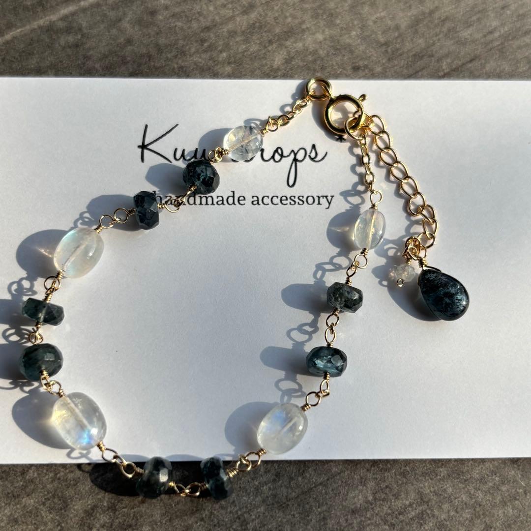 ホワイトラブラドライト＆モスカイヤナイト✴︎14kgfブレスレットB198