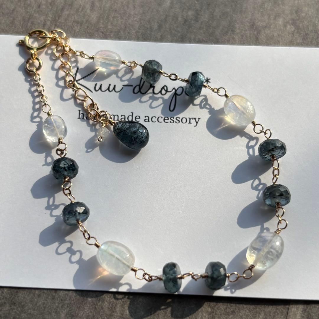 ホワイトラブラドライト＆モスカイヤナイト✴︎14kgfブレスレットB198