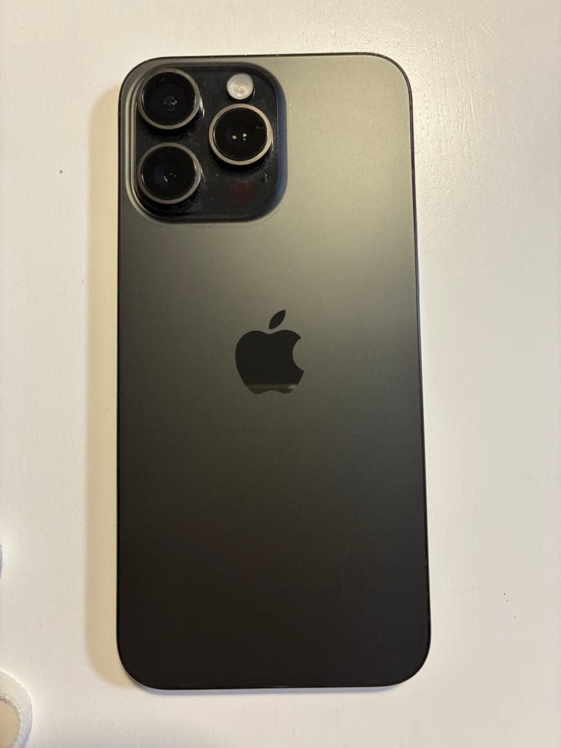 iPhone 15 pro max 1TB 本体
