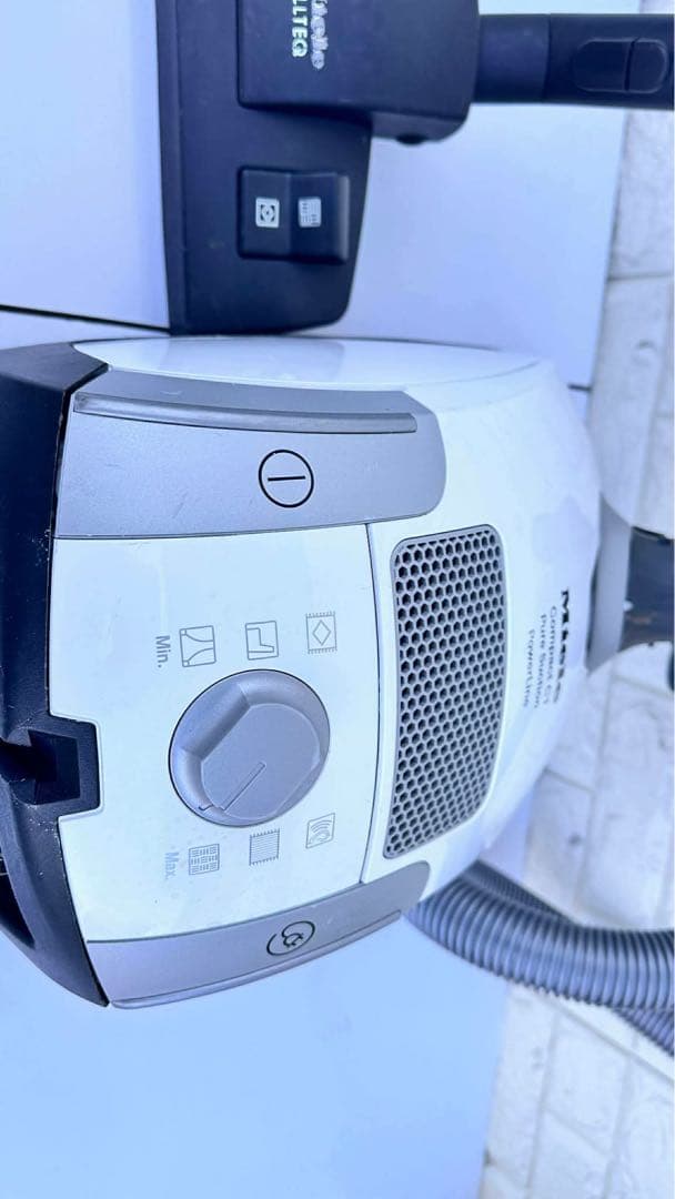 Miele ミーレ 紙パック式クリーナー SCAO3