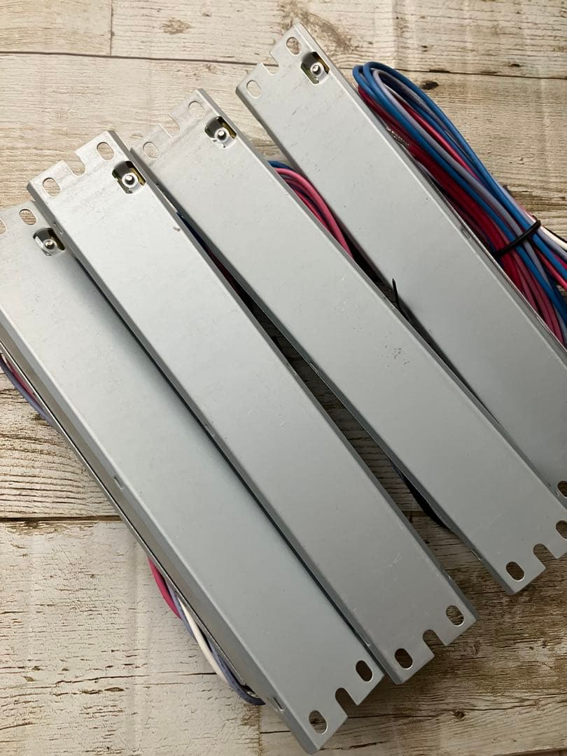 EVERAY 蛍光灯用電子安定器　VF402