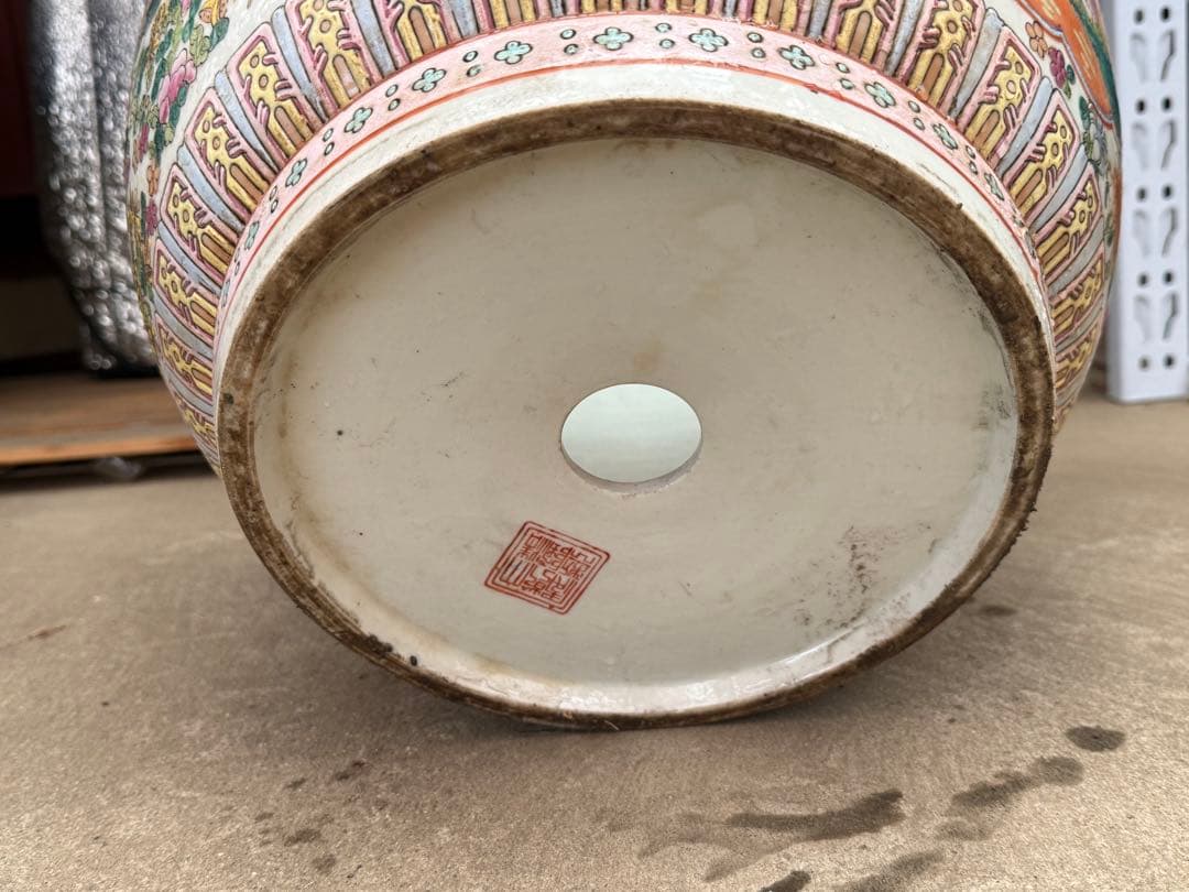 中国　粉彩　人物圖　鉢　高さ約33.5cm 大清乾隆年製銘　送料込み269325