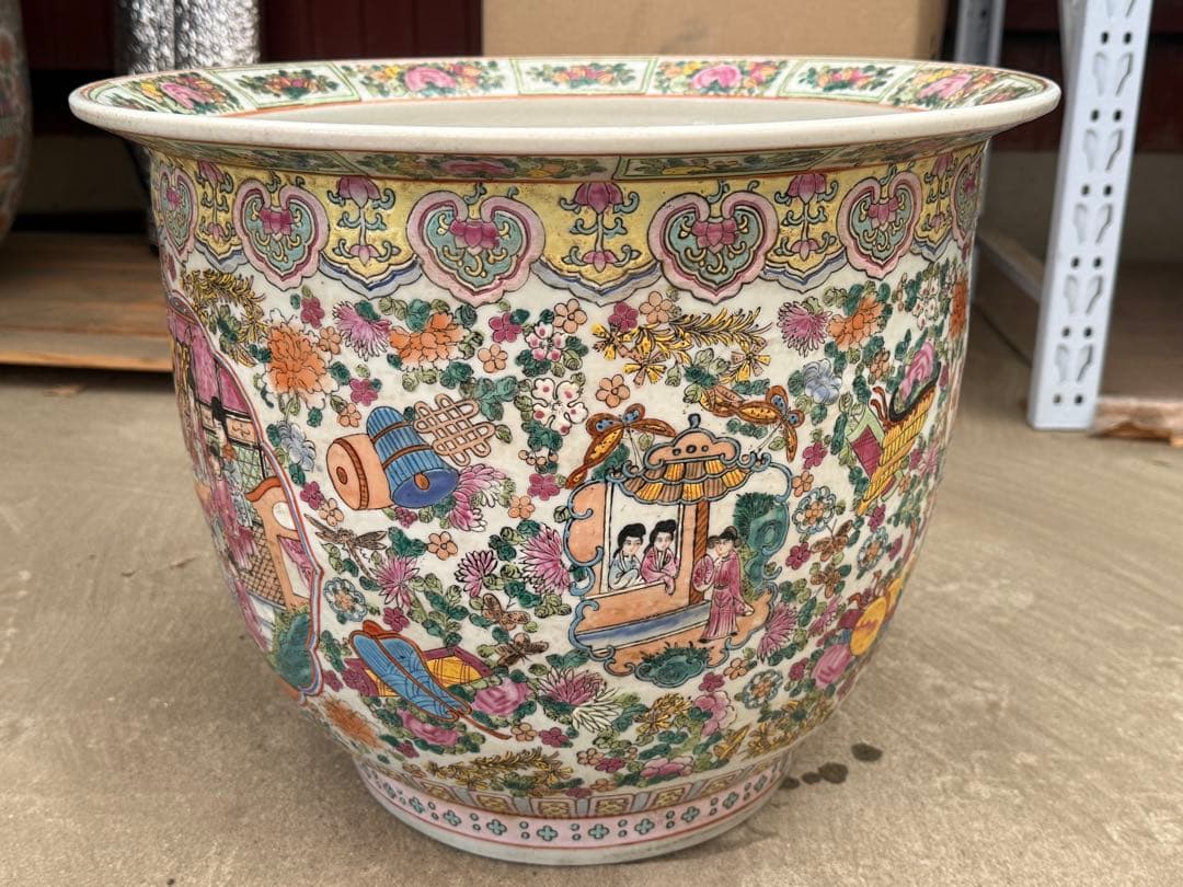 中国　粉彩　人物圖　鉢　高さ約33.5cm 大清乾隆年製銘　送料込み269325