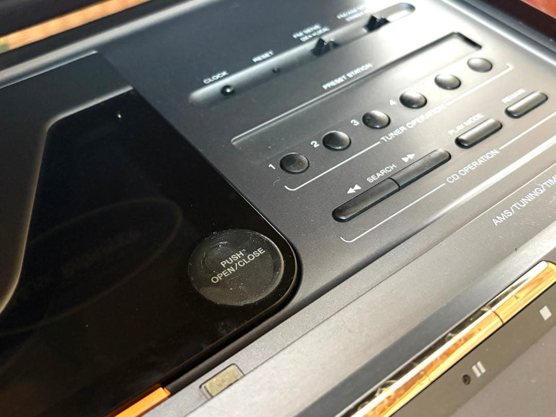 【ジャンク】SONY ソニー セレブリティD-3000 CDラジオ ジウジアーロ