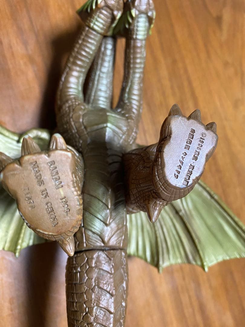 キングギドラ44センチ、38センチの2体