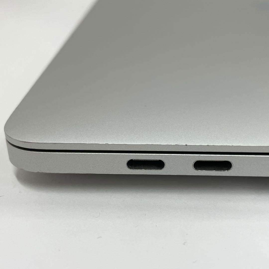 Apple MacBook Pro (13-inch, 2020, 3ポート)