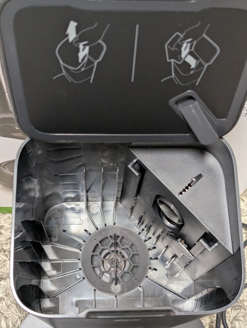 【ジャンク】ルンバ i7+ セット（自動ゴミ収集機 クリーンベース付）元箱あり