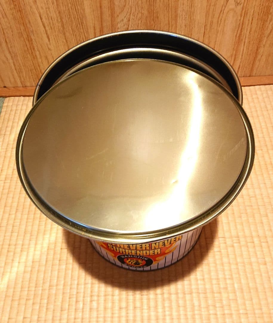 阪神タイガース 物入れ 椅子にもなる ペール缶 スツール