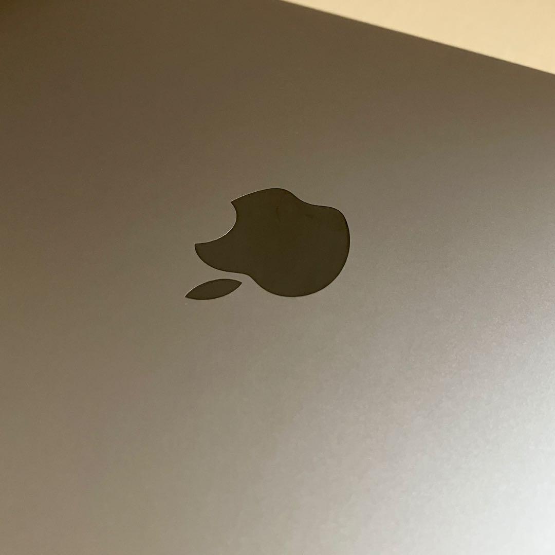 【液晶割れ】 MacBook Air M1 2020 (8GB/256GB)