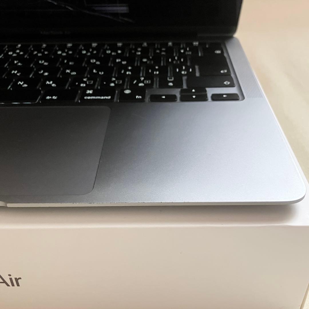 【液晶割れ】 MacBook Air M1 2020 (8GB/256GB)