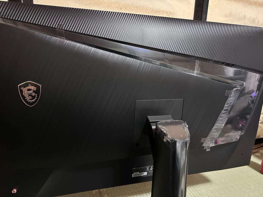 MSI OPTIX MAG321UR-QD 32インチ ゲーミングモニター　4k