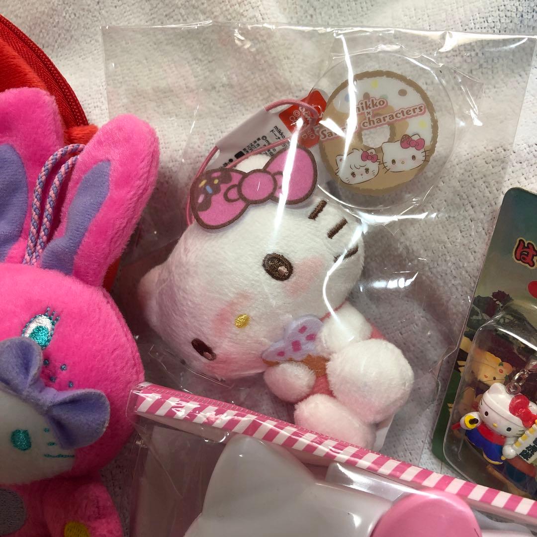 ハローキティ ぬいぐるみと文房具セット 20点まとめ売り