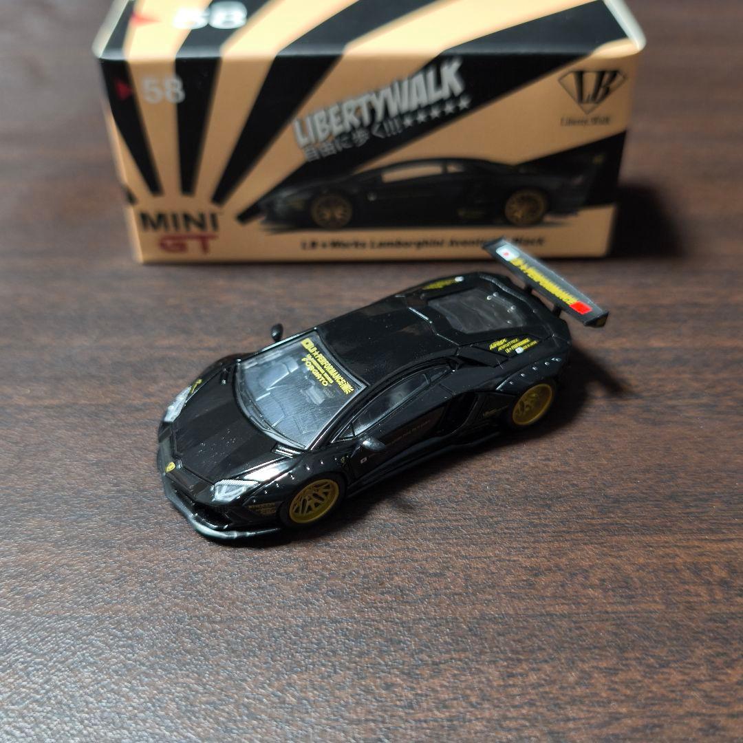 MINI GT LB★WORKS ランボルギーニ アヴェンタドール ブラック 右