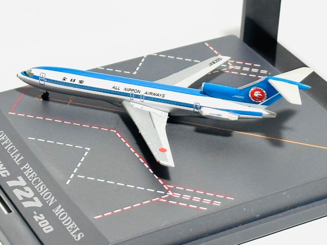 全日空商事 1/500 B727-200エプロンジオラマ NH50012