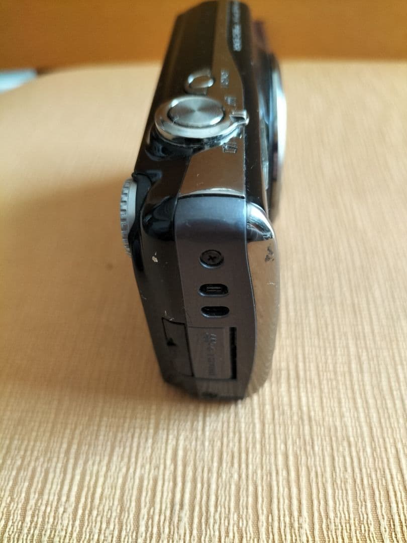 FinePix F80 EXR 動作確認済 バッテリー付き