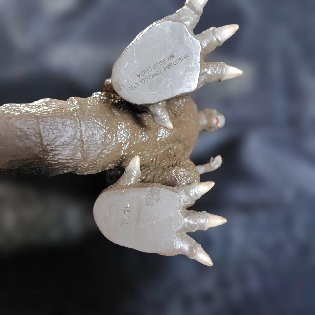 初代ゴジラ1954酒井ゆうじソフビ、1984モスラ幼虫セット