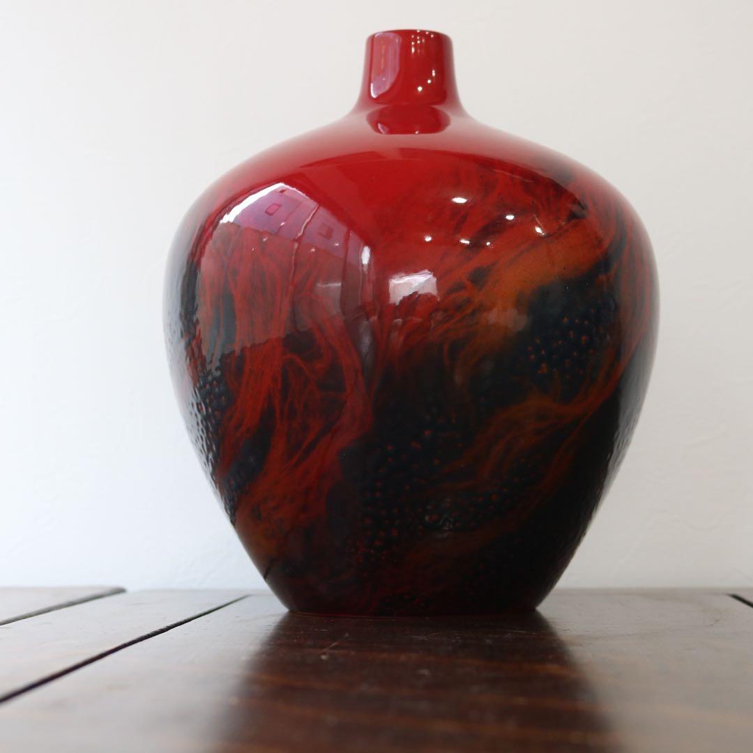 真紅の存在感たるや、英国ロイヤルドルトン ルージュフランベ　花瓶フラワーベース赤