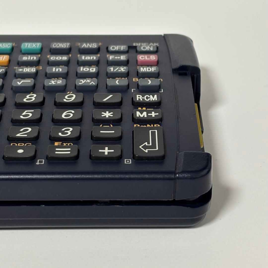 ポケットコンピュータ PC-G850VS　SHARP製　 希少品　通電起動OK