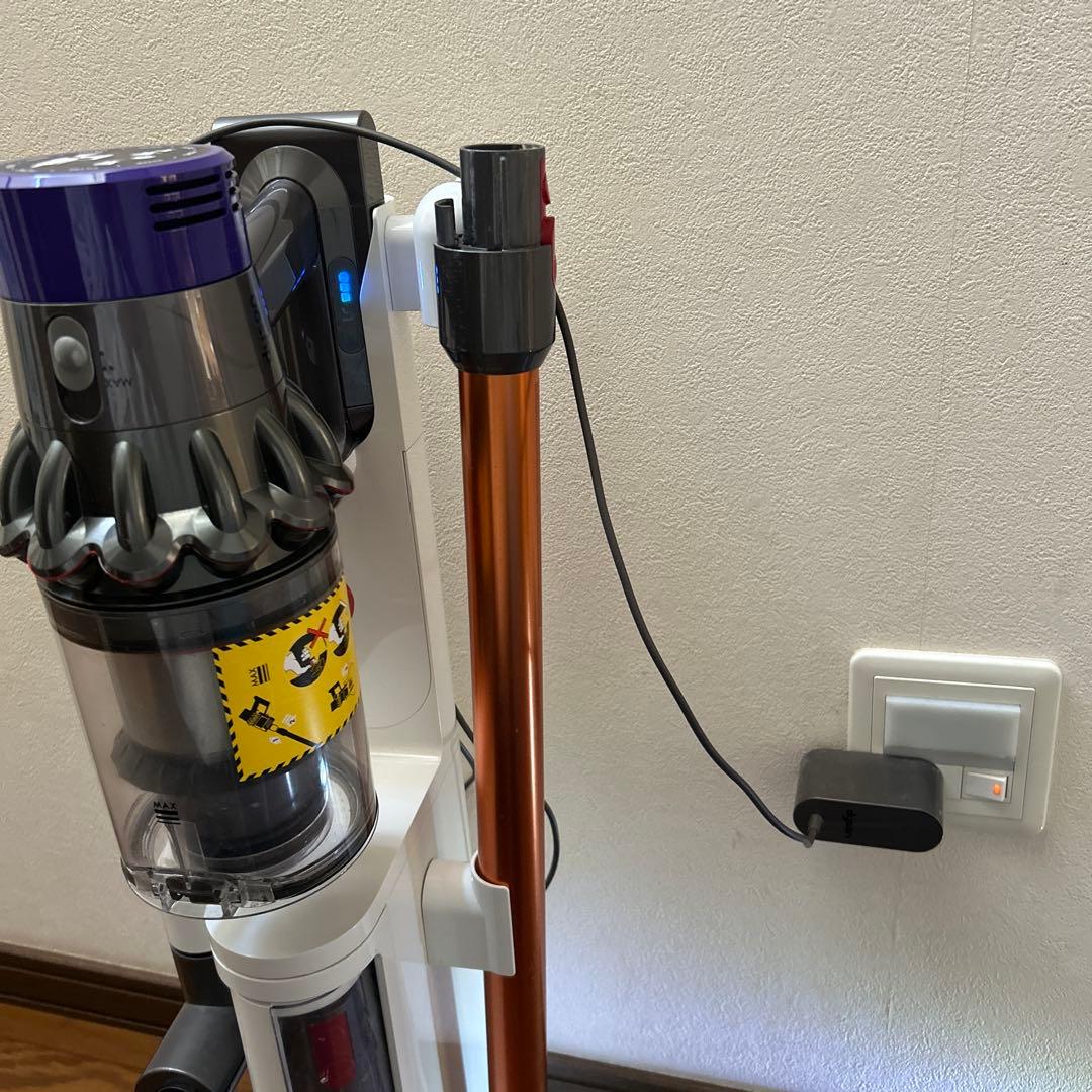 ダイソン掃除機SV12 ジャンク品