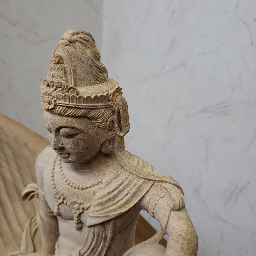 蔵出し特価　希少仏像　上彫り★楠材 一葉観音菩薩坐像★台付