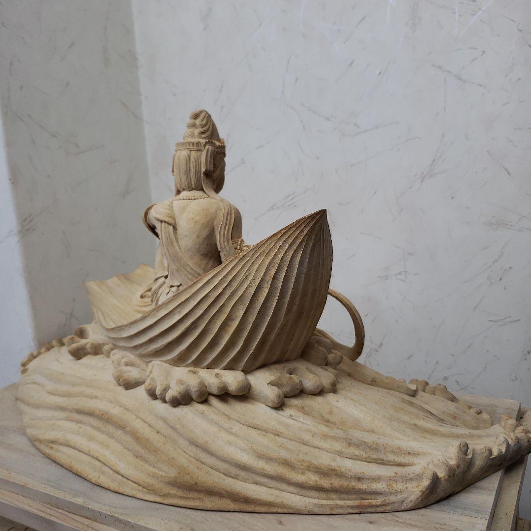 蔵出し特価　希少仏像　上彫り★楠材 一葉観音菩薩坐像★台付