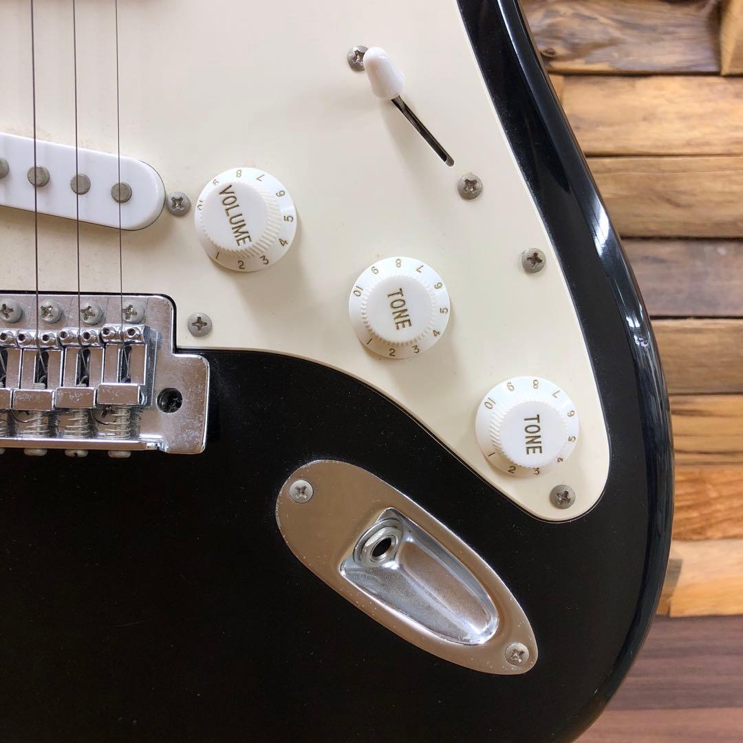 エレキギター　レジェンド　ストラトタイプ　本体のみ