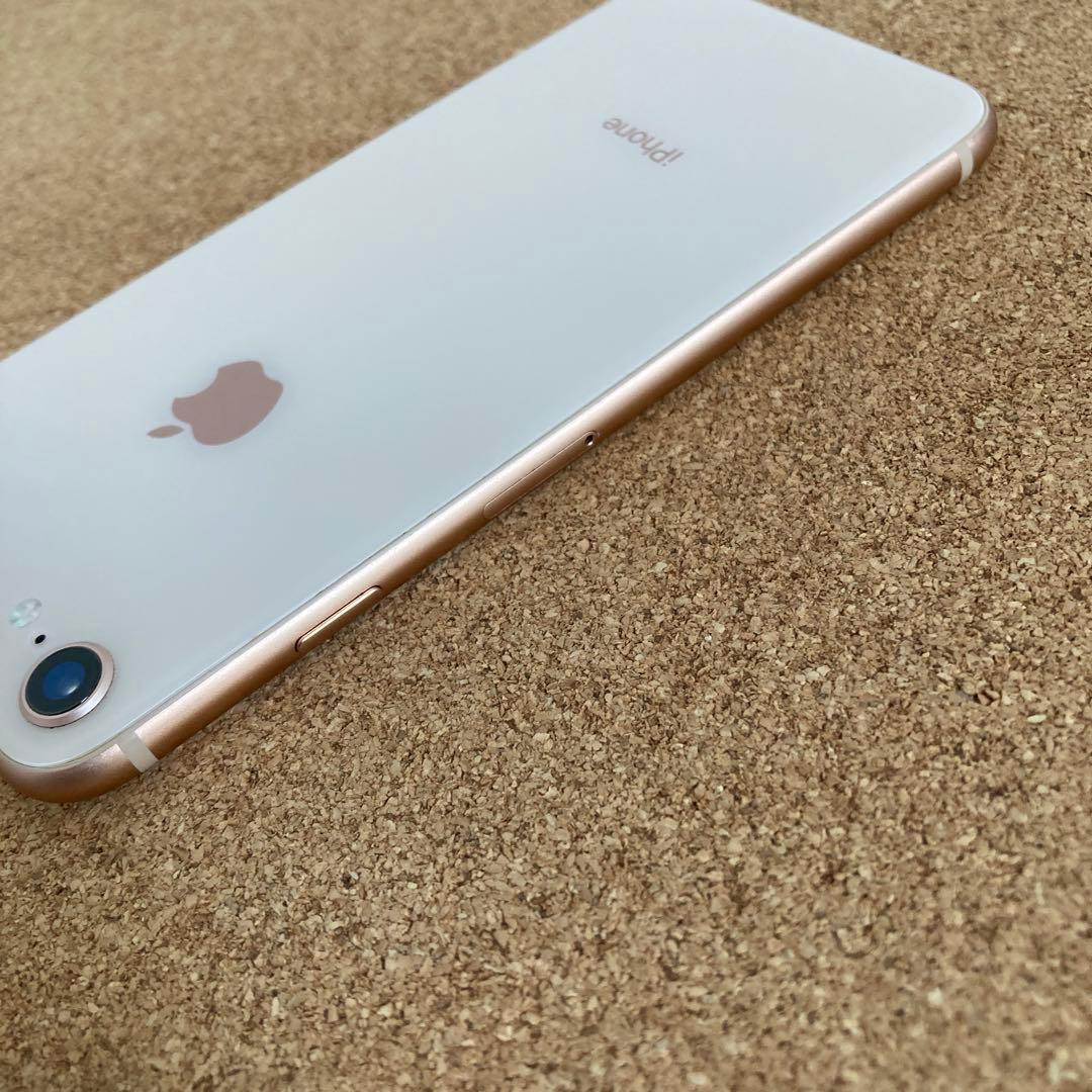 941【早い者勝ち】電池ほぼ新品☆iPhone8 64GB SIMフリー☆