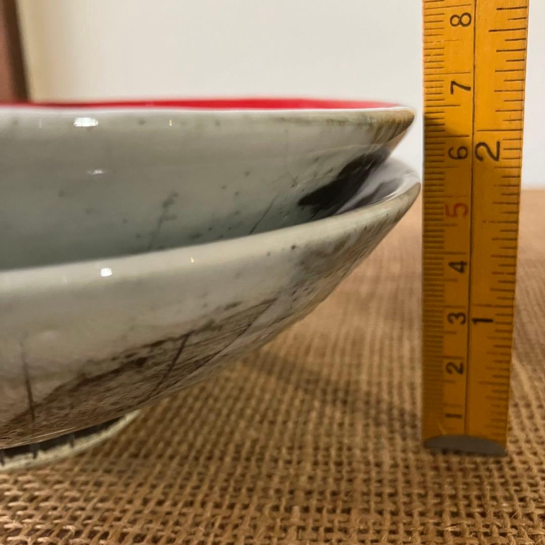 赤と白の陶器ボウル2個セット